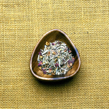 Load image into Gallery viewer, Pink Rosé Lemongrass (SUMMER SEASONAL FAVORITE)